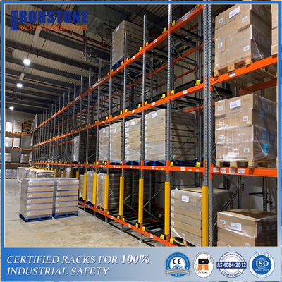 質  ODM Customized Gravity Push Back Steel Racking System with Intensive Storage 工場